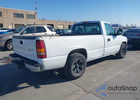 2000 Chevrolet Silverado 1500 из США, поврежденный, VIN 1GCEC14T8YE278974